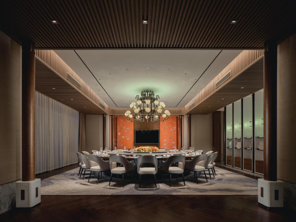 Hualuxe Kunshan Huaqiao By Ihg - F1 Racing Preferred Hotel Exterior foto